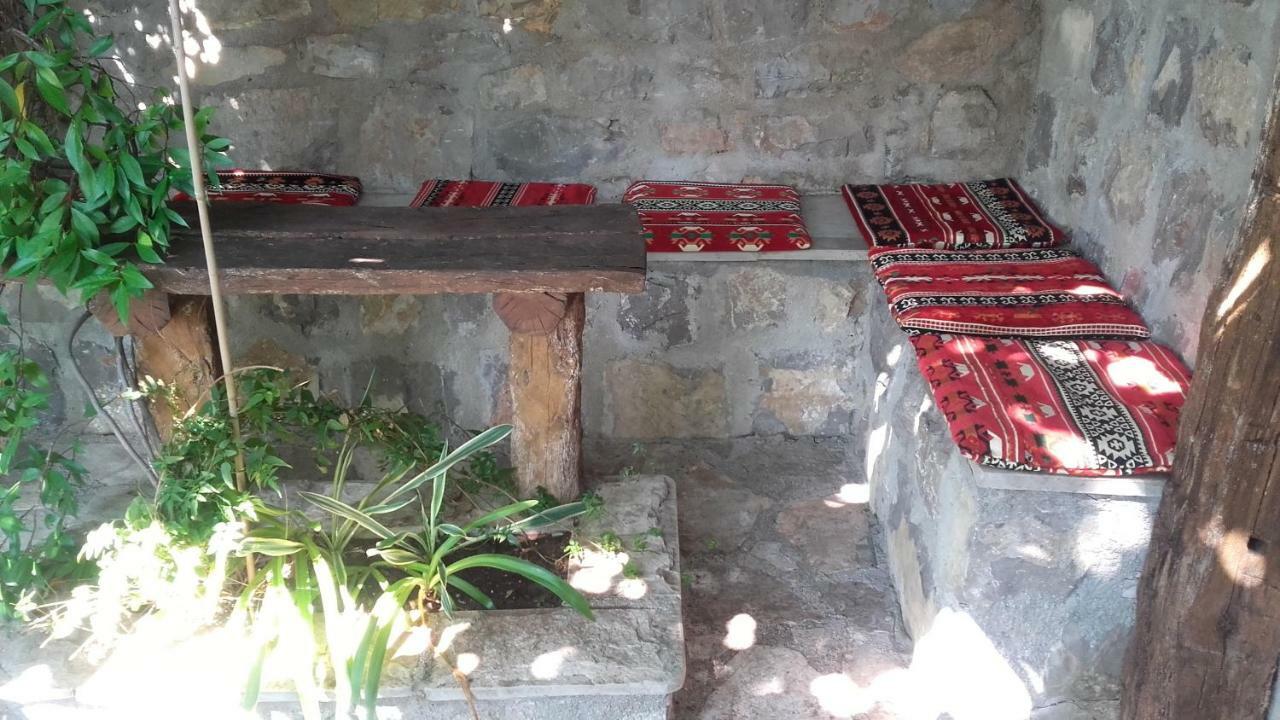 Sea-Side Old Stone Villa With A Private Garden Μπούντβα Εξωτερικό φωτογραφία